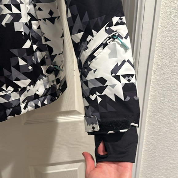 Roxy Ski Snowboard jacket coat LG black & white - worn once! - Picture 5 of 14